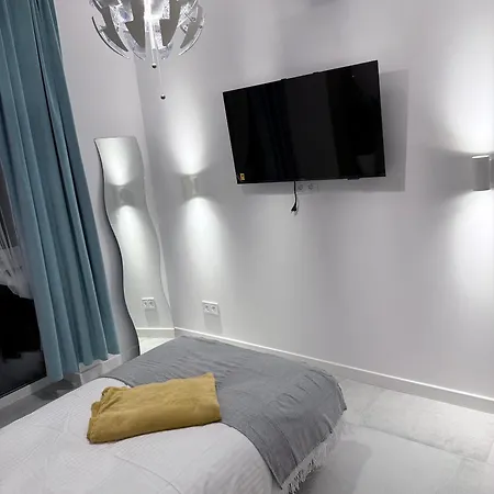 Homestay Homestay Dabrowa Gornicza